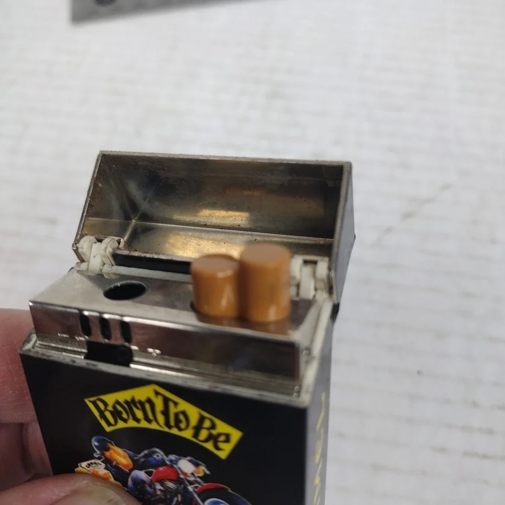 VTG CAMEL Y2K Motorcycle Joe 90's Born to be Smooth Black Flip-Top Lighter